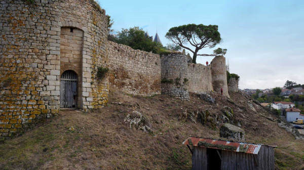 Autour du château de Bressuire